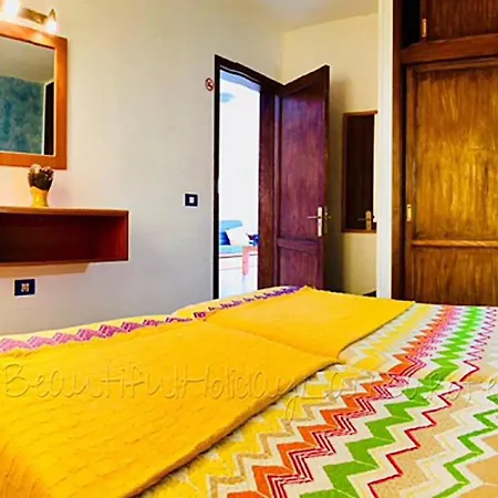Bellisima 200m From The Ocean With Pool, Wifi Sat-tv Apartmán *