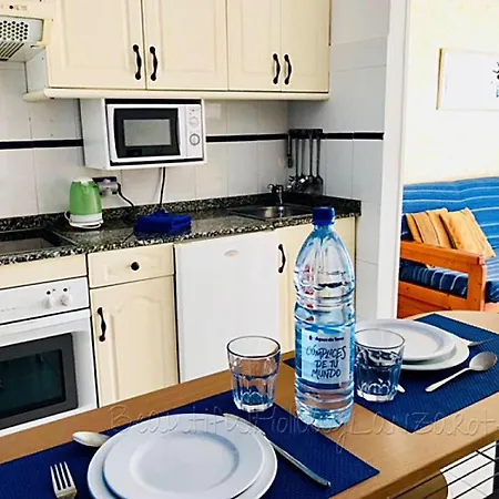 Bellisima 200m From The Ocean With Pool, Wifi Sat-tv Apartment *