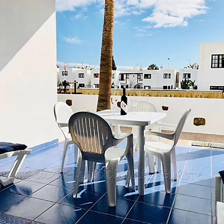 Bellisima 200m From The Ocean With Pool, Wifi Sat-tv Daire Puerto del Carmen (Lanzarote)